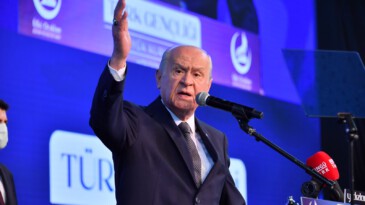 Ülkü Ocakları mensuplarına haydut diyenler hayasızdır, yüz karasıdır, dönektir, faşizmin ipte oynattıkları kuklalardır…