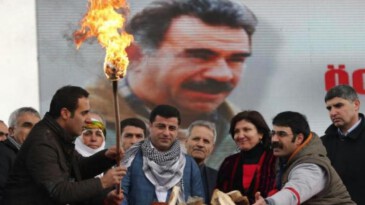 Ondan barış güvercini değil, kanlı akbaba olur