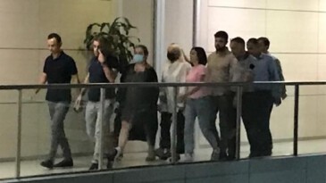 Hakaret etti kodese atıldı! Ahlâksız şarkıcı tutuklandı