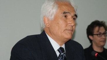 Abdülkadir Donuk Hoca vefat etti