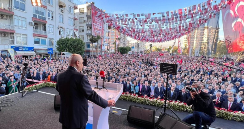 Cihan yıkılsa emin ol bu cephe sarsılmaz