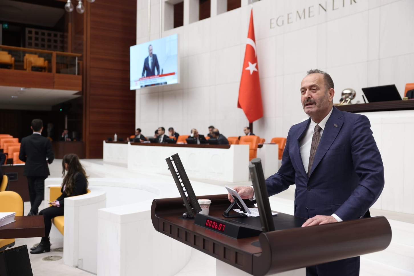 MHP’Lİ TAMER OSMANAĞAOĞLU: BİR ŞEHİR KURMAK YARINI KURMAKTIR