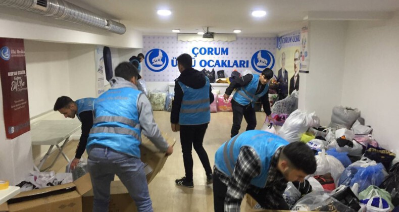 Kansa kan, emekse emek: Çorum Ülkü Ocakları Türkiye Tek Yürek #deprem
