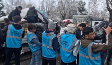 Kansa kan, emekse emek: #Tokat Ülkü Ocakları gece gündüz demeden #deprem mesaisine devam ediyor Birlikte Güçlüyüz