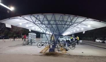 Bozkurtlar depremzedeler için sahada: #Lüleburgaz Ülkü Ocakları eczane noktası kurdu Birlikte Güçlüyüz #deprem