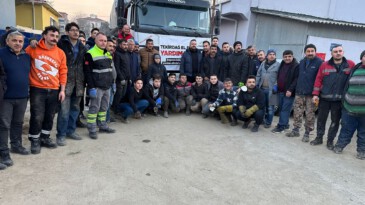 Kansa kan, emekse emek: MHP #Tekirdağ #Süleymanpaşa yardımları ulaştı “Biriz Beraberiz”