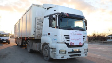 Milliyetçi Toplumcu Belediyecilik: #Hendek Belediyesinin yardımları Hızır gibi yetişti Birlikte Güçlüyüz