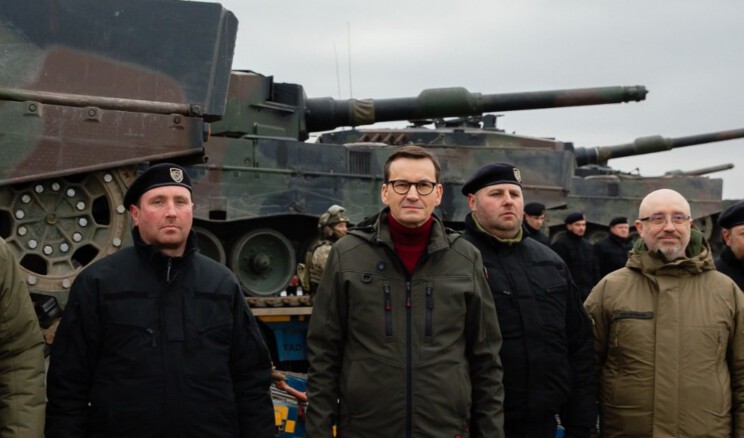 Polonya’nın Leopard tankları Ukrayna’ya ulaşmaya başladı