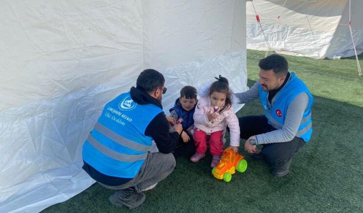 Sahada Ülkücüler Var: Yardımlar devam ediyor #deprem #Gümüşhane