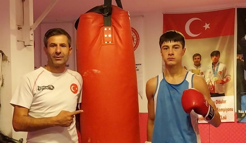 Baba ve oğula milli görev