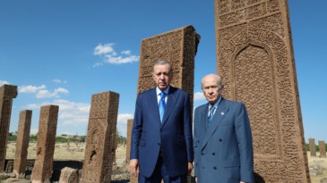 Devlet Bahçeli Ahlat’ta