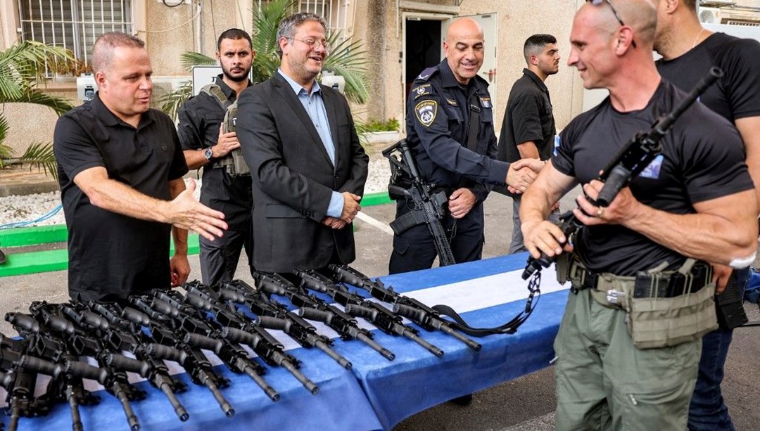 Siyonist terör devleti İsrail hapishanedeki Filistinlileri idam etmek istiyor