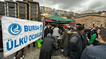 Bursa Ülkü Ocakları şehitleri unutmuyor