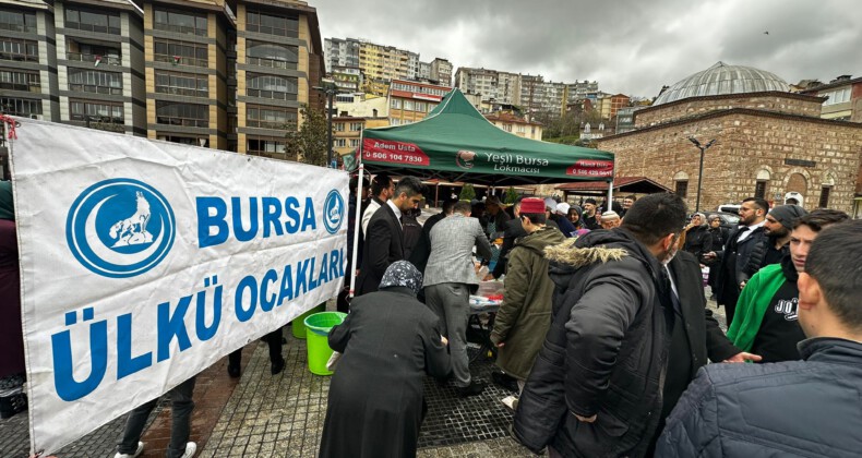 Bursa Ülkü Ocakları şehitleri unutmuyor