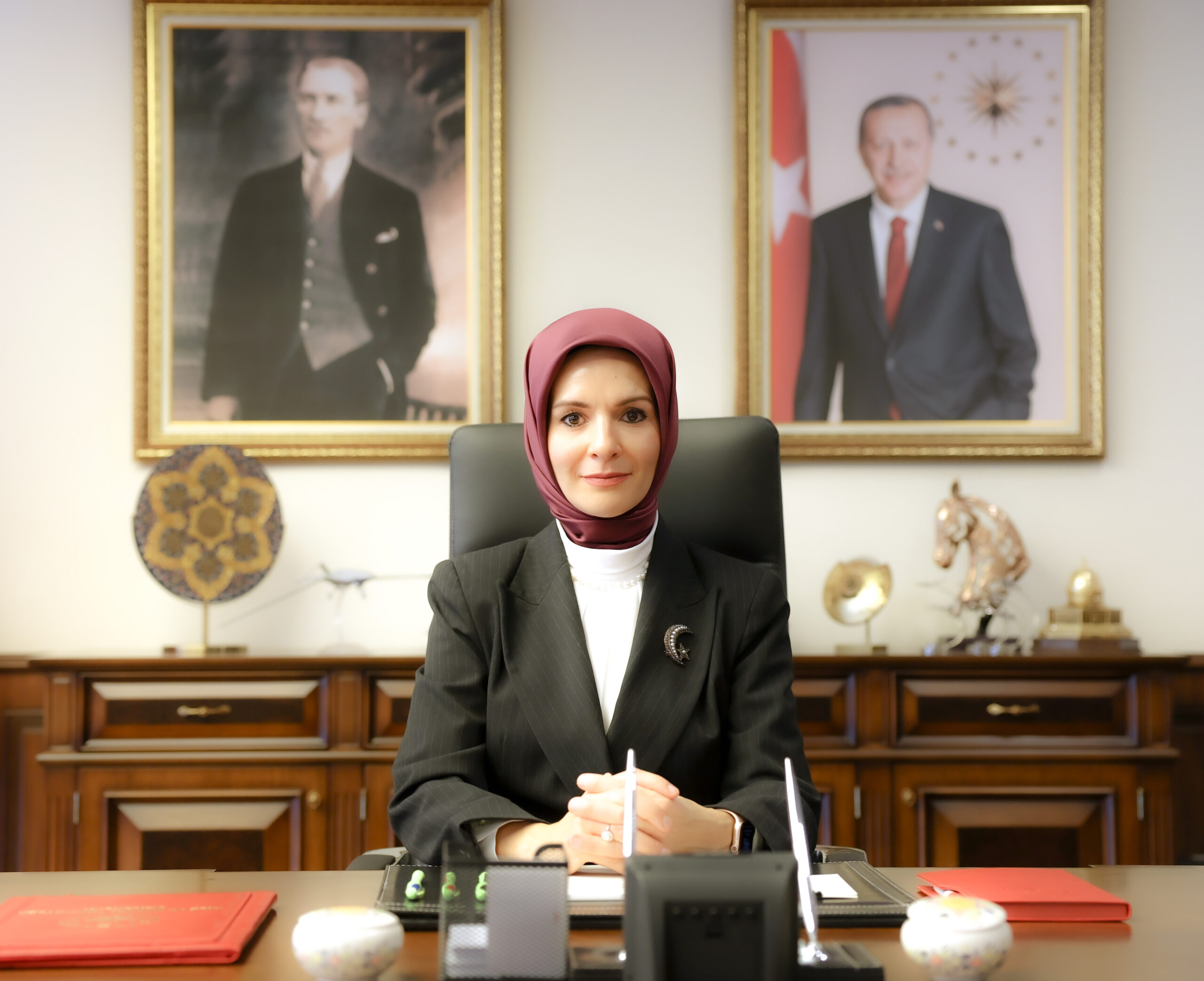 Kamuya şehit yakını, gazi ve gazi yakını atamaları