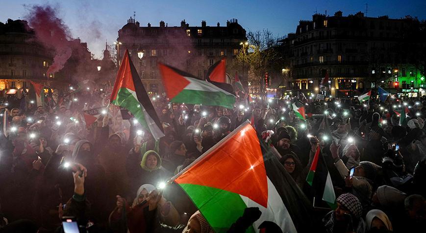 Paris’te ‘Gazze’ için  yürüdüler