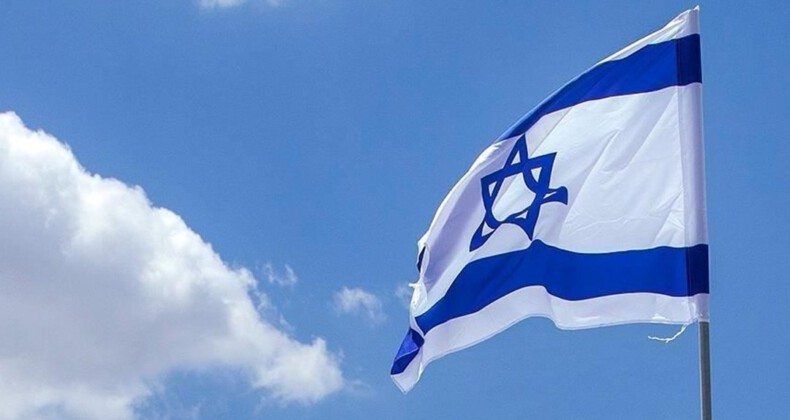 Yahudiler gizleniyor: İsraillilerden, “İsrail ve Yahudi sembollerini açıkça göstermekten kaçınmaları” istendi.