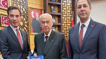 MHP’den efsane aday kadrosu: “Efsane” valinin oğlu da MHP adayı