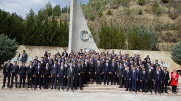 ÜLKÜ OCAKLARI İL OCAK BAŞKANLARI EĞİTİM PROGRAMI TAMAMLANDI