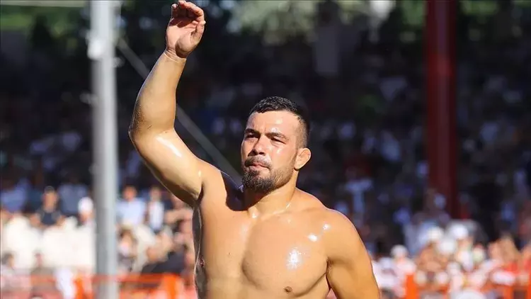 Başpehlivan Yusuf Can Zeybek