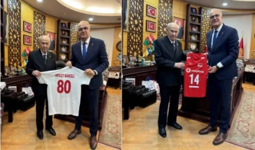 Devlet Bahçeli’den Türk Voleyboluna destek