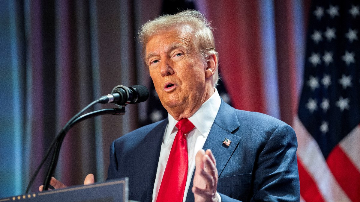 Donald Trump: Ülkesini kurtaran yasayı çiğnemez