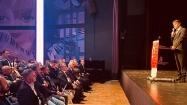 Avrupa Türklüğünün Başbuğ’a vefası: Başbuğ Alparslan Türkeş Enschede’de anıldı