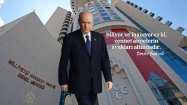 Biliyor ve inanıyoruz ki, cennet annelerin ayakları altındadır.