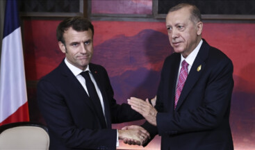 Macron Cumhurbaşkanı Erdoğan ile görüştü Gazze için Türkçe paylaşım yaptı