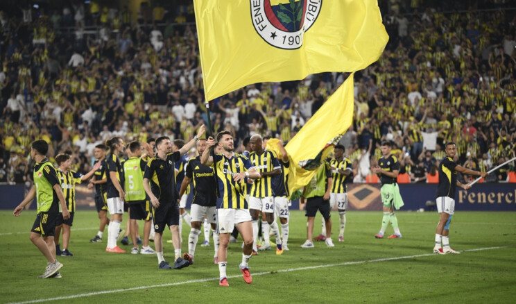 Fenerbahçe, taraftarını da kazandı
