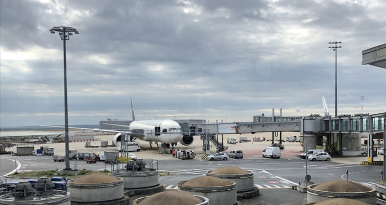 İsrailli uçuş ekibine ‘Özgür Filistin’ dedi görevden uzaklaştırıldı