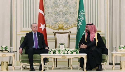 Suudi Arabistan 2 milyar dolarlık enerji anlaşması imzaladık