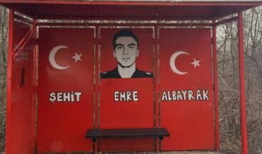 Vefakar çift şehitlerimizin hatırasını fırçalarıyla yaşatıyorlar