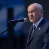 Bayram, yalnızca gülen yüzlerin değil; yüzü gülsün diye bekleyenlerin de bayramıdır