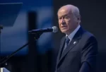 Bayram, yalnızca gülen yüzlerin değil; yüzü gülsün diye bekleyenlerin de bayramıdır