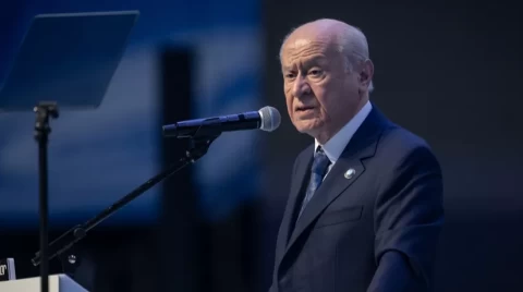 Bayram, yalnızca gülen yüzlerin değil; yüzü gülsün diye bekleyenlerin de bayramıdır