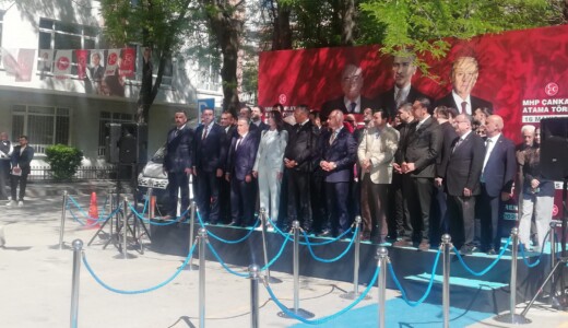 MHP ÇANKAYA İLÇE’DE BAYRAK ÖZDEMİR’DE